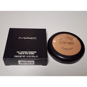 MAC NW20 Full Coverage Foundation